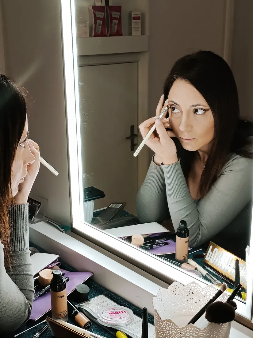 Lezioni private di autotrucco personalizzate — Miriam Imbrogno