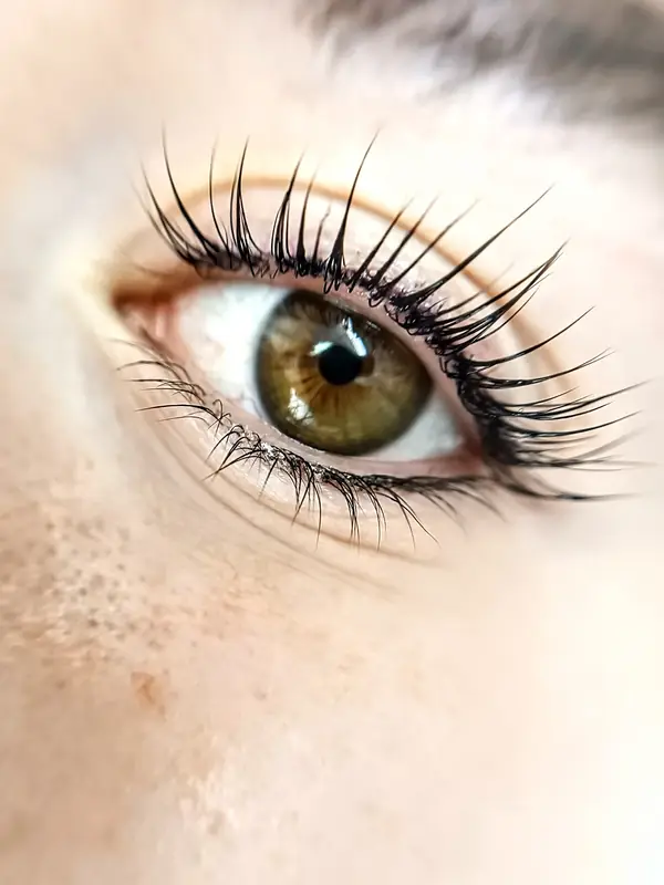 Laminazione ciglia e sopracciglia nel Salento — Miriam Imbrogno Make-up Artist (2)